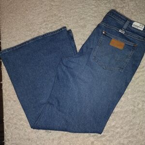 Wrangler Wanderer Flare Leg Jeans